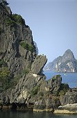 Rocks of Bay of Along Viêt Nam