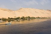 Ecotourism on the Nile in Assouan downstream from the lake Nasser  ; The Nile is the largest river of the world.  