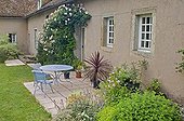 Terrasse et mobilier de jardin au Jardin de la Chaux