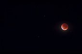 Moon total eclipse seen from the Camargue France ; Total Moon eclipse<br>08/17/1989 [2h20 UT]