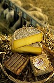 Cheese of goat to the saffron Quercy France  