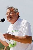 Activist speaking against the green tides Brittany France ; André Ollivro, vice-president of collective "Halte aux marées vertes"
