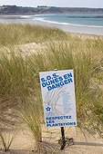 Sign for the protection of vegetation on the dune France