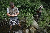Observation of Japanese Giant Salamanders in a river Japan ; Prof. Sumio Okada focus his research on the habitat of salamanders, he wants to understand what's make a stream a good one for reproduction or not and a good place for larveas to grow up. With radio tracking help he can know the mouvement of the animals.