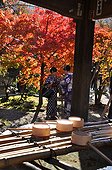Komyo-ji temple purification fountain in autumn  Japon