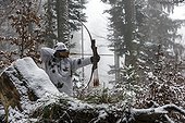 Bowhunting winter Vosges France ; Dress winter camouflage