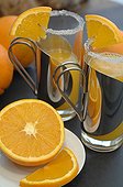 Cut orange and orange juice 