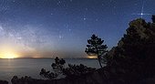 Stars shining over the sea - Brittany France  ; All right, Mars in Virgo and Saturn to his left, and bottom left, the Scorpion, the right of the Milky Way. 