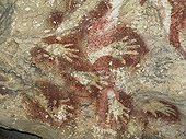 Hands negative - Cave Sumpang bita Sulawesi Indonesia  ; In October 2014, these paintings have been recognized as one of the oldest in the world (- 39 000 years) by a team of US researchers. 