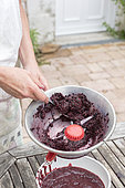 Step by step making of blackberry jam