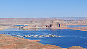 Marina and pleasure boats on Lake Powell, near Page, Glen Canyon Park, Arizona / Utah, USA