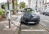 Renault Zoe electric car charging