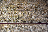 Skulls of the Carmelite Chapel, Carmelite Church of Faro (XVIII): Walls and ceiling entirely built with skulls and bones (femurs) human, about 1200 skeletons of monks, Algarve, Portugal