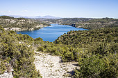Lac d'Esparron, Parc naturel régional du Verdon, Alpes-de-Haute-Provence, France
