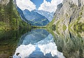 Obersee, water reflection, behind Watzmann massif, Salet on lake Königssee, National Park Berchtesgaden, Berchtesgaden area, Upper Bavaria, Bavaria, Germany, Europe