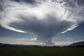 Isolated cumulonimbus on the Genevois, Haute-Savoie, France