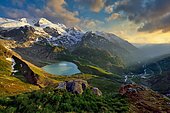 Evening mood at the Sustenpass with Steisee and Gadmental, Canton Bern, Switzerland, Europe