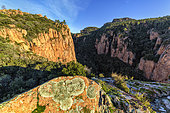 The Blavet gorges, a famous site in the Esterel Massif. A protected massif of volcanic origin dating from the Permian period (primary era) and formed of rhyolites (porphyry) with brilliant colours under the setting sun. Var, France