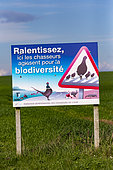 awareness panel to explain the action of hunters to protect biodiversity on agricultural land, signpost of the federation of Oise hunters, Senlis region, Department of Oise, France