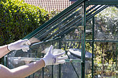 Installation of the glazing, Setting up a garden greenhouse, Pas de Calais, France