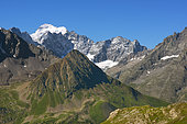 Pelvoux Massif in early summer, Ecrins National Park, Alps, France