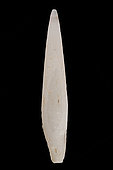 Labret in rock crystal. Mali, Neolithic. 9,2 cm.