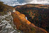 Cascade de l'Eventail in autumn, Vallée du Hérisson, Jura, France