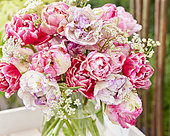 Pink tulip bouquet