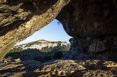 Falaise calcaire, Mont Gaussier, Alpilles, Saint-Rémy-de-Provence, France