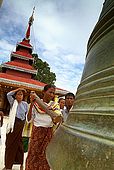 Arakan, Mahamuni temple