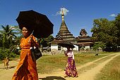Arakan, Mrauk U, Phara Baw temple