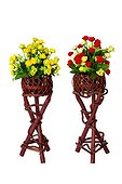 Decoration and collection of fabric artificial flowers in wooden