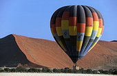 Namibia - Namib Naukluft park - Hot air baloon over the Namib desert