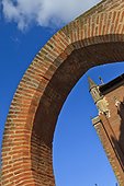 France, Toulouse, Saint Etienne Church, arch, detail