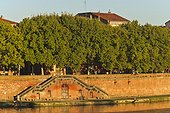 France, Toulouse, Garonne river banks, Quai de Tounis