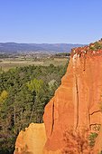 France, Provence, Roussillon, Ochre cliff, landscape,