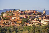 France, Provence, Roussillon, village, scenery