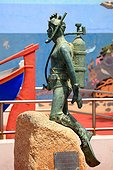 Portugal, Figueiro dos Vinhos, parish of Aguda, statue of a diver