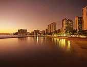 États-Unis, USA USA/Hawaii, Oahu island Sunset at Waikiki beach