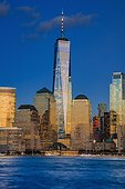 United States, New York City, Manhattan, Lower Manhattan, One World Trade Center, Freedom Tower, View from New Jersey towards Lower Manhattan at night, arch. SOM