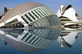 Spain, Valencia, City of Arts and Sciences: view of the hemispheric planetarium and Reina Sofia Arts Palace, arch. Santiago Calatrava © ADAGP
