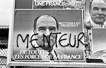 Roger-Viollet | 418229 | Tagged poster of François Mitterrand (1916-1996), running for the presidency, 1981. | © Roger-Viollet / Roger-Viollet