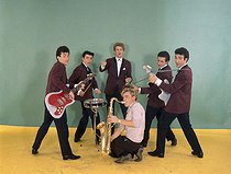 Roger-Viollet | 458646 | Eddy Mitchell (born in 1942), French singer and actor, with his band  Les Chaussettes Noires . | © Roger-Viollet / Roger-Viollet