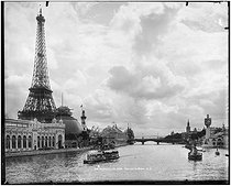 Roger-Viollet | 595439 | 1900 World Fair in Paris | © Léon & Lévy / Roger-Viollet