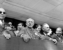 Roger-Viollet | 602561 | Demonstration at the Parc des Princes, at the end of the congress of the Partisans peace. Blancourt, Pablo Picasso, Louis Aragon. Paris, May 1949. | © Roger Berson / Roger-Viollet