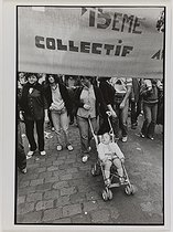 Roger-Viollet | 612480 | March for free abortion and birth control, supporting the Veil law, where 50 000 women participated | © Catherine Deudon / Bibliothèque Marguerite Durand / Roger-Viollet