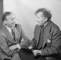 Roger-Viollet | 649225 | Marc Chagall and Boris Liptnitzki | © Boris Lipnitzki / Roger-Viollet