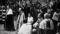Roger-Viollet | 662268 | Coronation of Elizabeth II of England at the Westminster abbey. London (England), on June 2nd, 1953. | © Roger-Viollet / Roger-Viollet