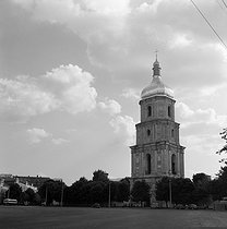 Roger-Viollet | 723350 | Baroque tower of the Saint Sophia Cathedral (18th century). Kyiv (Ukraine, USSR), August 1964. | © Anne Salaün / Roger-Viollet