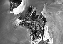 Roger-Viollet | 1071402 | Chamonix (Upper Savoy). Glacier of Bossons. Ice cave of Mont-Blanc. | © CAP / Roger-Viollet